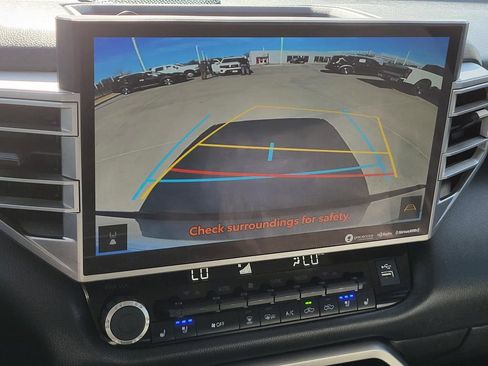 Used 2022 Toyota Tundra Limited image 26