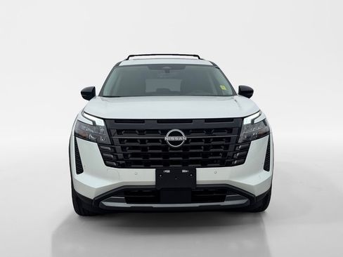 New 2026 Nissan Pathfinder Platinum w/ Cargo Package AWD/4WD image 9