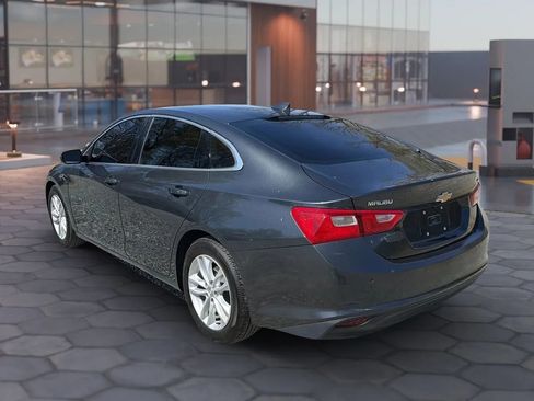 Used 2018 Chevrolet Malibu LT w/ Driver Confidence Package image 7