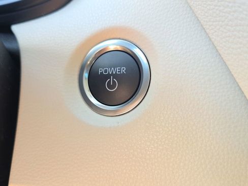 Used 2026 Toyota Corolla LE w/ LE Premium Package FWD image 22