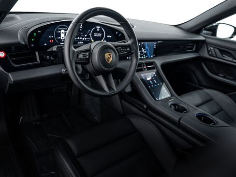 Certified 2024 Porsche Taycan image 4