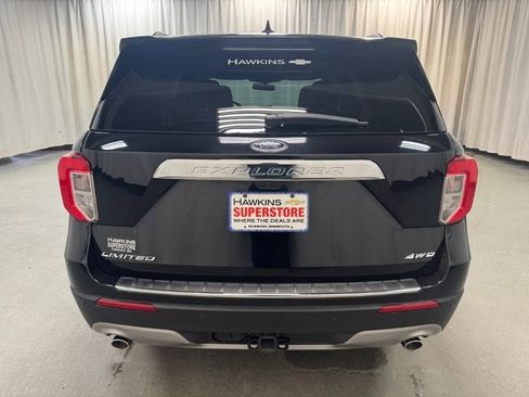 Used 2023 Ford Explorer Limited w/ Limited Technology Package image 5
