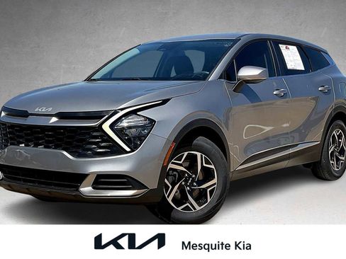Certified 2023 Kia Sportage LX image 1