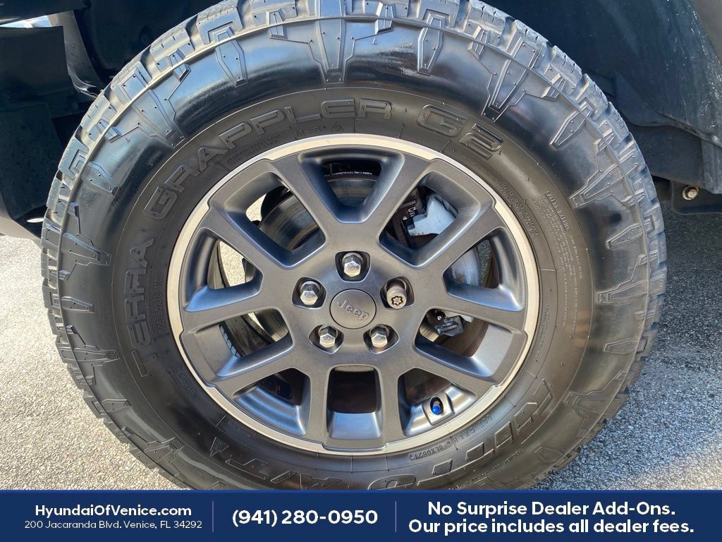 Used 2018 Jeep Wrangler Sport AWD/4WD image 24