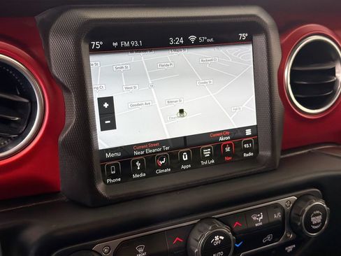 Used 2019 Jeep Wrangler Unlimited Rubicon AWD/4WD image 15