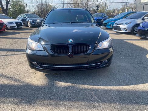 Used 2010 BMW 535i xDrive Wagon AWD/4WD image 4