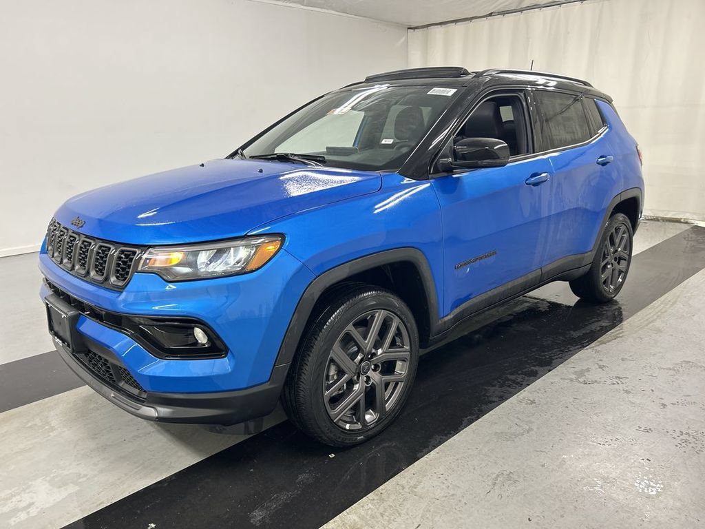New 2025 Jeep Compass Limited w/ Sun & Sound Group AWD/4WD image 4