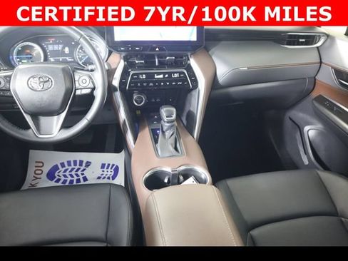 Used 2023 Toyota Venza XLE AWD/4WD image 22