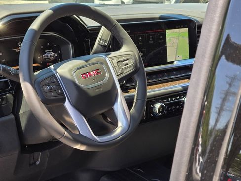 New 2026 GMC Sierra 1500 Elevation w/ Elevation Select Package AWD/4WD image 34
