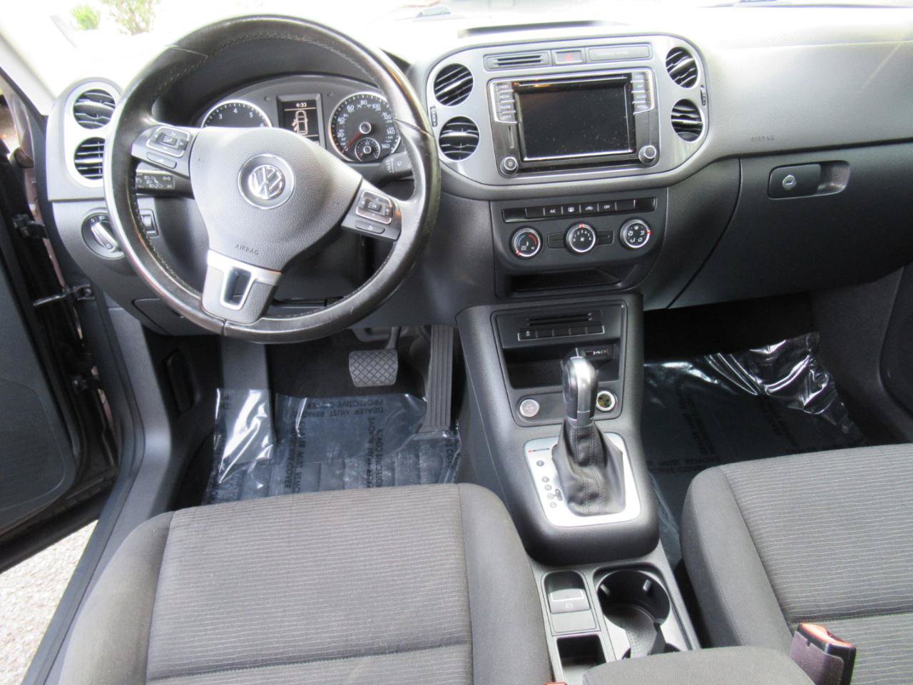 Used 2018 Volkswagen Tiguan Limited AWD/4WD image 22