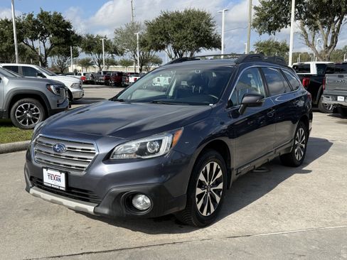 Used 2017 Subaru Outback 2.5i Limited image 9