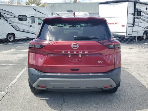 Certified 2023 Nissan Rogue SV w/ SV Premium B Package image 6