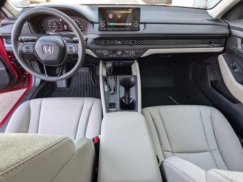 Used 2025 Honda Accord LX image 15