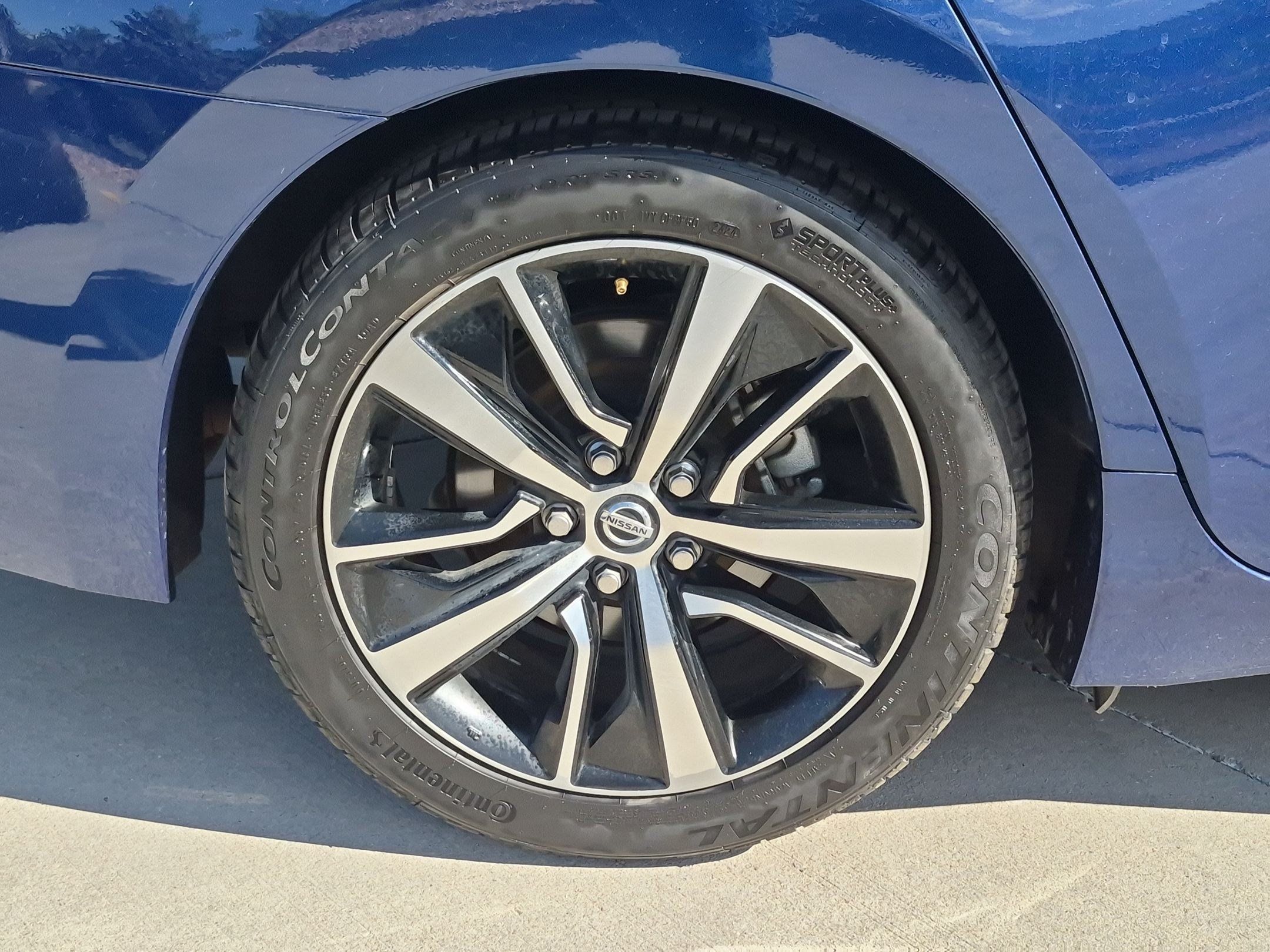 Used 2022 Nissan Maxima SV w/ Floor Mat Group FWD image 13