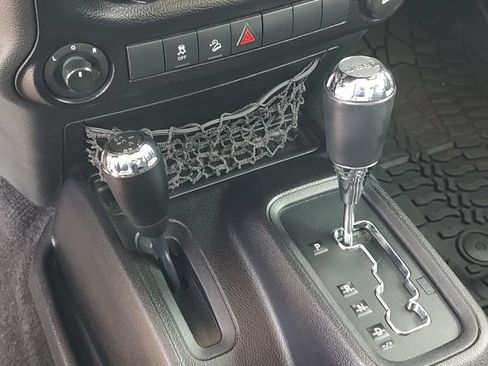Used 2016 Jeep Wrangler Sport AWD/4WD image 17