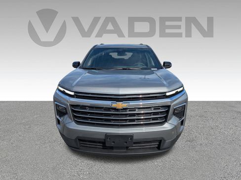 New 2026 Chevrolet Traverse LT FWD image 32