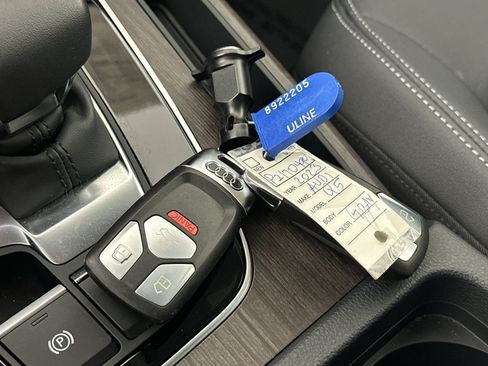 Used 2023 Audi Q5 2.0T Premium AWD/4WD image 23