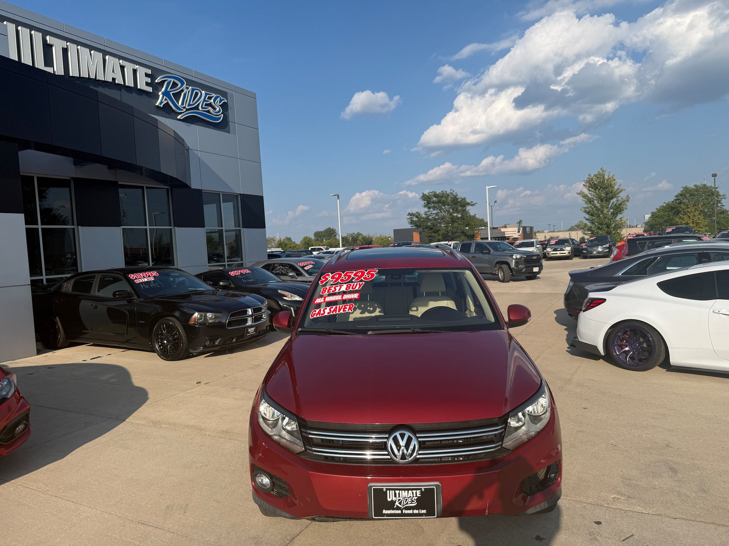 Used 2016 Volkswagen Tiguan SE AWD/4WD image 3