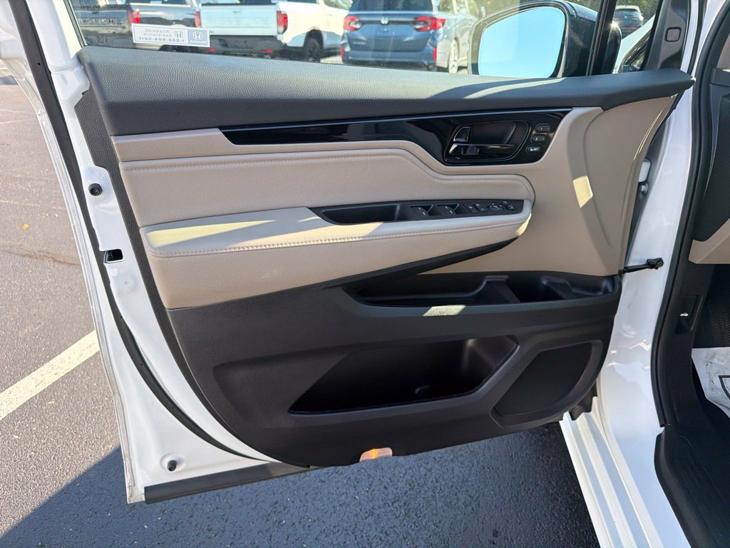 Certified 2023 Honda Odyssey Elite image 18