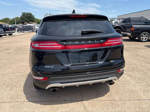 Used 2018 Lincoln MKC Reserve FWD image 6