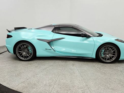 Used 2024 Chevrolet Corvette Z06 RWD image 6
