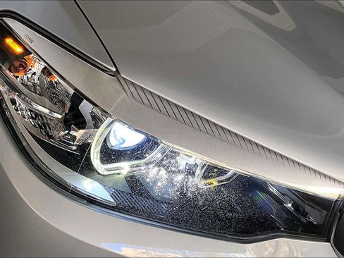 Used 2018 BMW 530i image 27