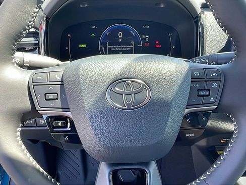 New 2026 Toyota Camry SE FWD image 23