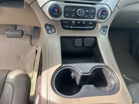 Used 2019 GMC Yukon SLT w/ Premium Edition image 20