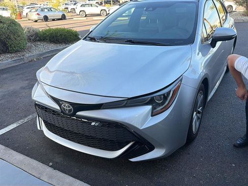 Used 2019 Toyota Corolla SE w/ Carpet Mat Package FWD image 4