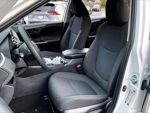 Certified 2025 Toyota RAV4 LE image 8