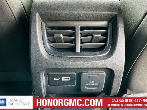 Used 2019 Chevrolet Blazer RS AWD/4WD image 10