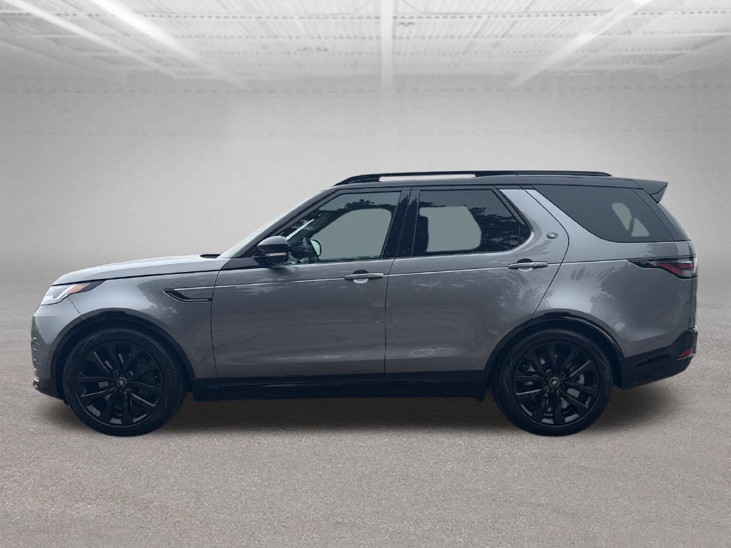 Used 2026 Land Rover Discovery Limited Edition AWD/4WD image 2