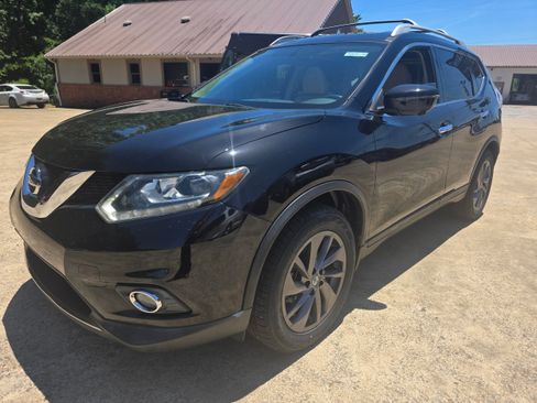 Used 2016 Nissan Rogue SL w/ SL Premium Package FWD image 1