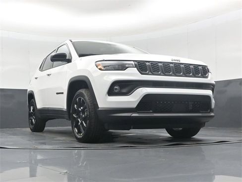 New 2026 Jeep Compass Latitude image 45
