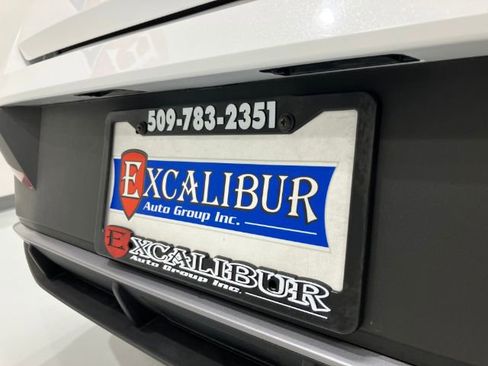 Used 2024 Hyundai Elantra SE image 15