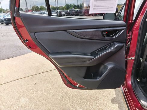 Used 2019 Subaru Crosstrek 2.0i Premium AWD/4WD image 11