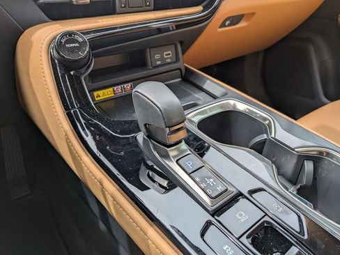 Used 2025 Lexus NX 250 FWD w/ Accessory Package (2T) image 25