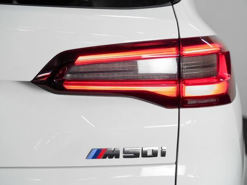 Used 2023 BMW X5 M50i w/ Executive Package AWD/4WD image 21