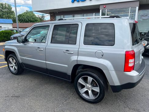 Used 2016 Jeep Patriot High Altitude AWD/4WD image 13