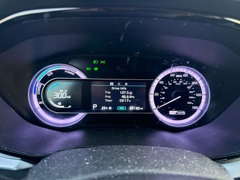 Used 2021 Kia Niro LX image 14