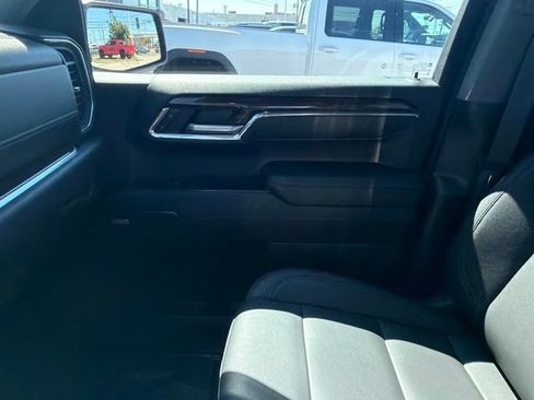 Used 2024 GMC Sierra 1500 Elevation w/ Elevation Premium Package AWD/4WD image 34