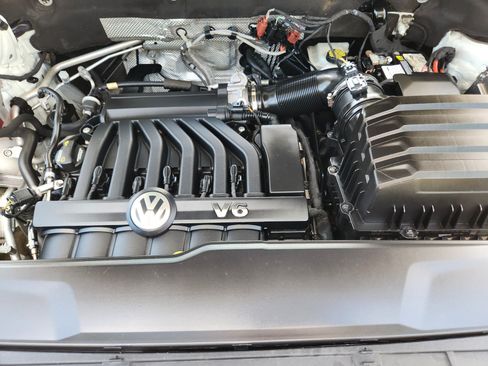 Used 2019 Volkswagen Atlas SEL AWD/4WD image 25