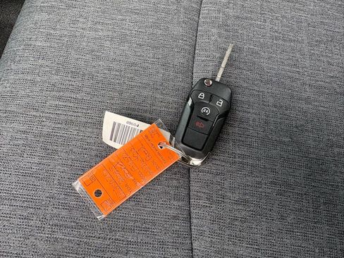 New 2025 Ford F250 XL w/ XL Chrome Package image 11