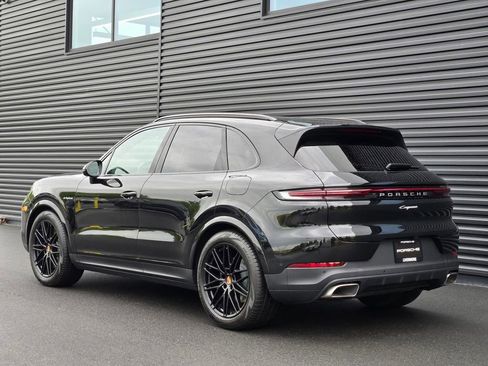 New 2026 Porsche Cayenne E-Hybrid image 3