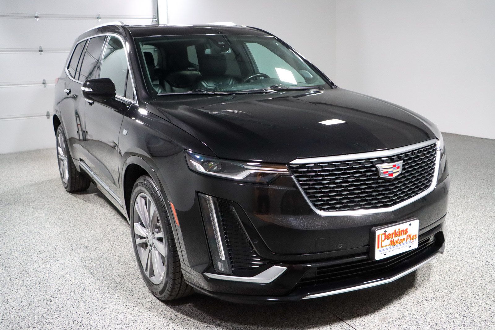Used 2024 Cadillac XT6 Premium Luxury AWD/4WD image 5