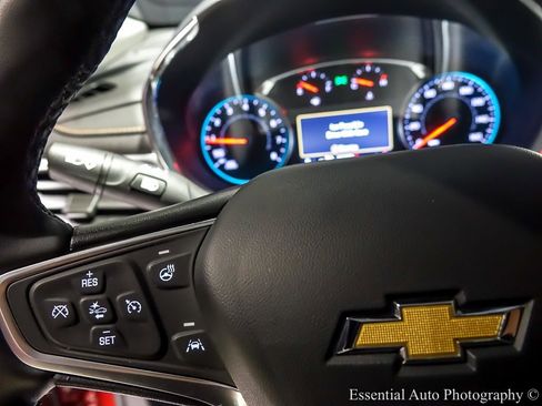 Used 2023 Chevrolet Equinox Premier image 20