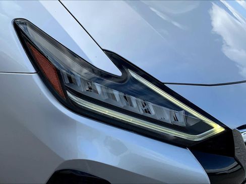 Used 2022 Nissan Maxima SV w/ Floor Mat Group image 51