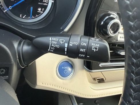 Certified 2021 Toyota Highlander Platinum image 24