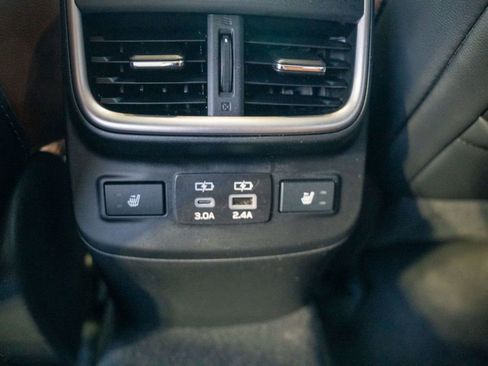 Used 2025 Subaru Outback Touring XT image 17