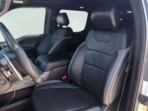 Used 2018 Ford F150 Raptor w/ Equipment Group 802A Luxury AWD/4WD image 10